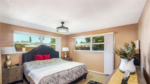 260 NW 38th Pl, Pompano Beach, FL 33064 photo 9