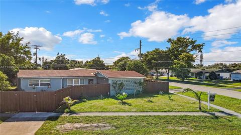 260 NW 38th Pl, Pompano Beach, FL 33064 photo 6