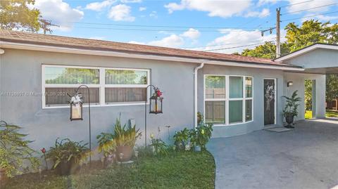 260 NW 38th Pl, Pompano Beach, FL 33064 photo 8
