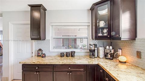 260 NW 38th Pl, Pompano Beach, FL 33064 photo 24