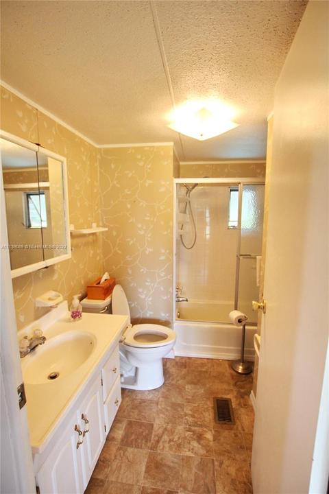 1041 Lake Cir, Okeechobee, FL 34974 photo 26