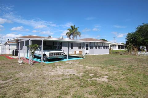 1041 Lake Cir, Okeechobee, FL 34974 photo 5