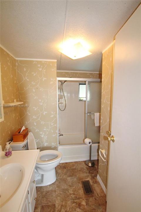 1041 Lake Cir, Okeechobee, FL 34974 photo 25