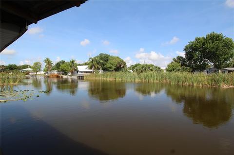 1041 Lake Cir, Okeechobee, FL 34974 photo 9