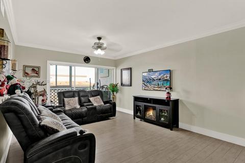 1900 W 68th St #B406, Hialeah, FL 33014 photo 7