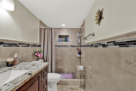 1900 W 68th St #B406, Hialeah, FL 33014 photo 18