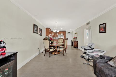 1900 W 68th St #B406, Hialeah, FL 33014 photo 8