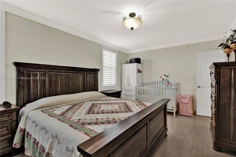 1900 W 68th St #B406, Hialeah, FL 33014 photo 16