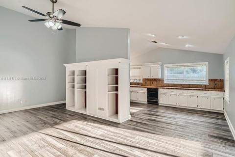 4596 SE Geneva Dr, Stuart, FL 34997 photo 7