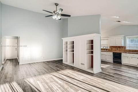 4596 SE Geneva Dr, Stuart, FL 34997 photo 6