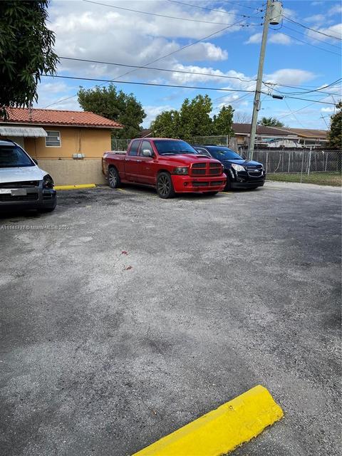 165 E 7th St, Hialeah, FL 33010 photo 4