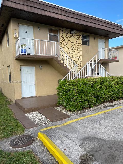 165 E 7th St, Hialeah, FL 33010 photo 2