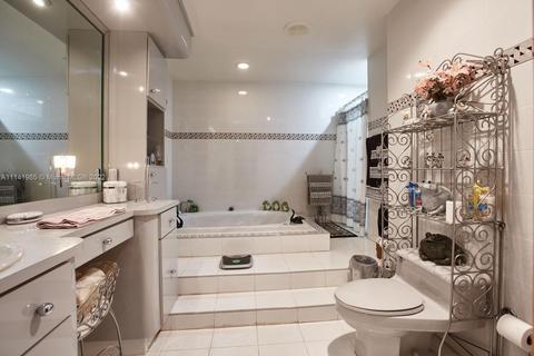853 E 31 St, Hialeah, FL 33013 photo 27
