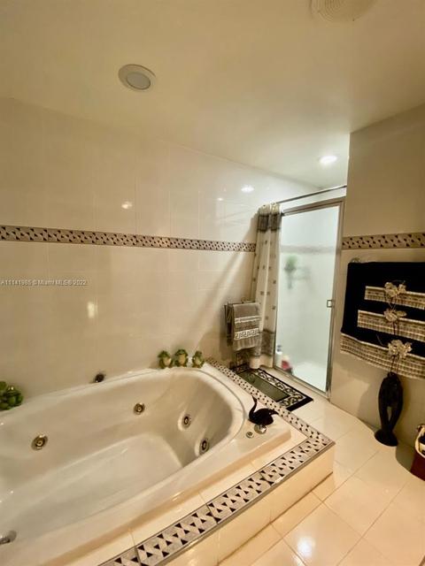853 E 31 St, Hialeah, FL 33013 photo 28