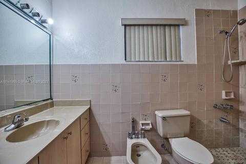 853 E 31 St, Hialeah, FL 33013 photo 37
