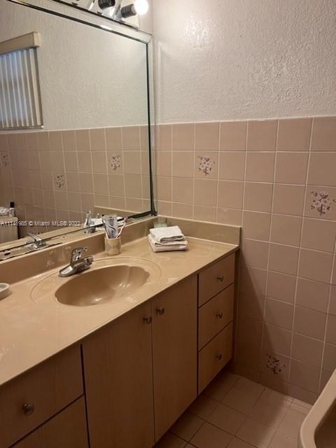 853 E 31 St, Hialeah, FL 33013 photo 38