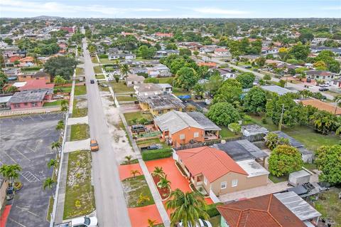 791 E 50th St, Hialeah, FL 33013 photo 9
