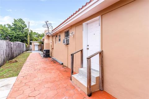 791 E 50th St, Hialeah, FL 33013 photo 22