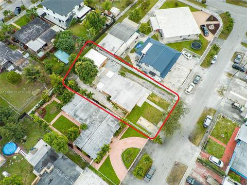 850 E 15th Pl, Hialeah, FL 33010 photo 26