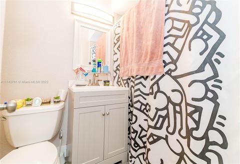 850 E 15th Pl, Hialeah, FL 33010 photo 19