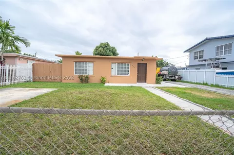 850 E 15th Pl, Hialeah, FL 33010 photo 1