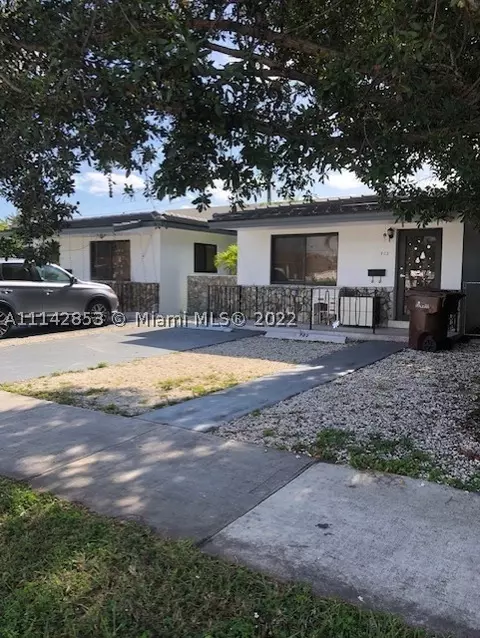 700 W 50th St, Hialeah, FL 33012 photo 1