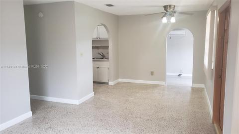 4220 E 10th Ave, Hialeah, FL 33013 photo 9