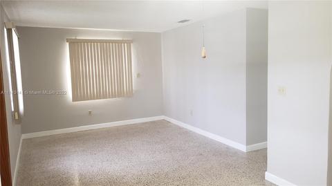4220 E 10th Ave, Hialeah, FL 33013 photo 8