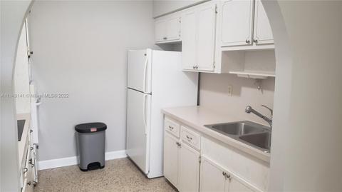 4220 E 10th Ave, Hialeah, FL 33013 photo 7