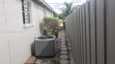 4220 E 10th Ave, Hialeah, FL 33013 photo 6