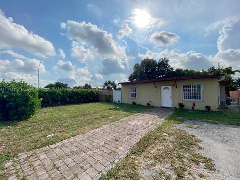 790 E 44th St, Hialeah, FL 33013 photo 2