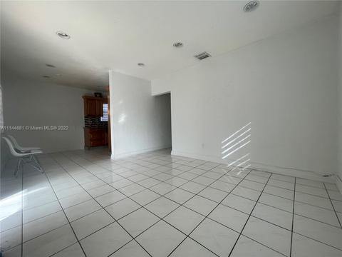 29 E 63rd St, Hialeah, FL 33013 photo 8