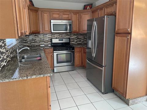 29 E 63rd St, Hialeah, FL 33013 photo 11