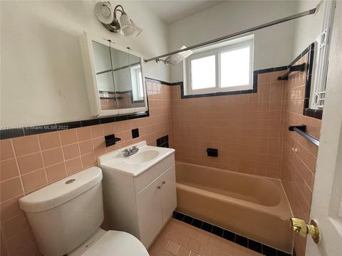 29 E 63rd St, Hialeah, FL 33013 photo 20