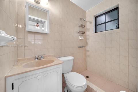 5802 W 3rd Ave, Hialeah, FL 33012 photo 20