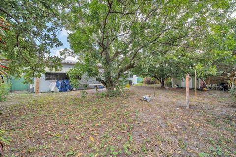 5802 W 3rd Ave, Hialeah, FL 33012 photo 24