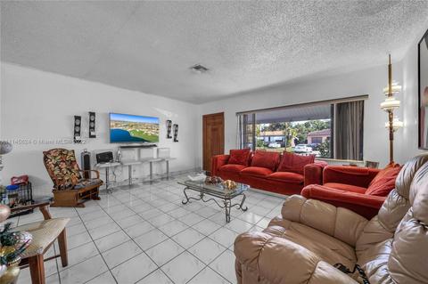 5802 W 3rd Ave, Hialeah, FL 33012 photo 5