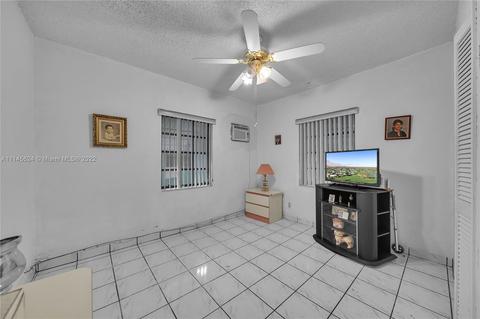 5802 W 3rd Ave, Hialeah, FL 33012 photo 9
