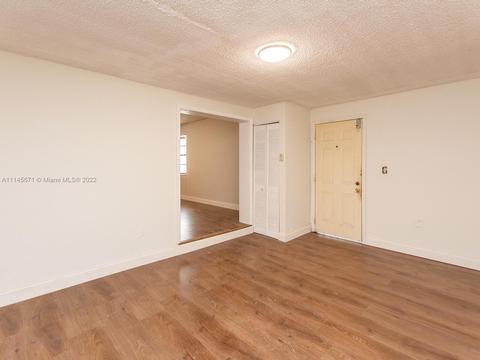736 SE 8th Pl, Hialeah, FL 33010 photo 41