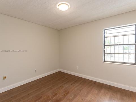 736 SE 8th Pl, Hialeah, FL 33010 photo 31