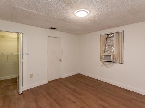 736 SE 8th Pl, Hialeah, FL 33010 photo 42