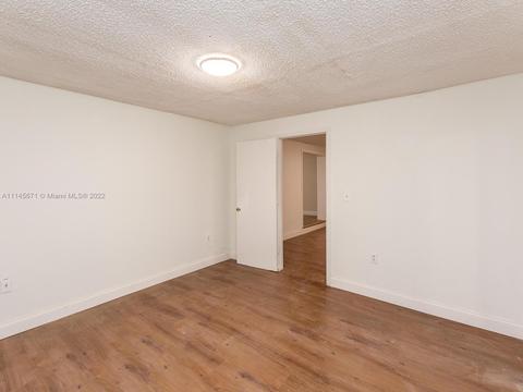 736 SE 8th Pl, Hialeah, FL 33010 photo 44