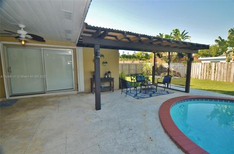 14100 Alamanda Ave, Miami Lakes, FL 33014 photo 10