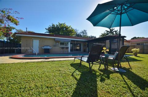 14100 Alamanda Ave, Miami Lakes, FL 33014 photo 38