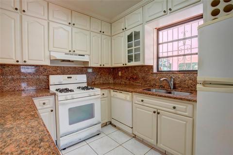 735 W 71st Pl, Hialeah, FL 33014 photo 19