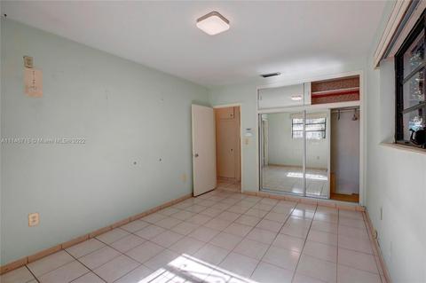 735 W 71st Pl, Hialeah, FL 33014 photo 29