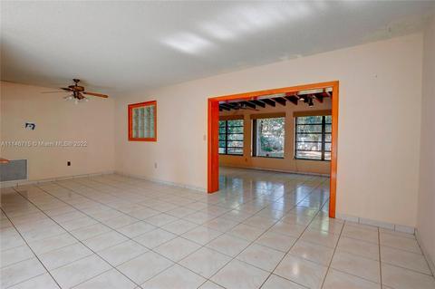 735 W 71st Pl, Hialeah, FL 33014 photo 22