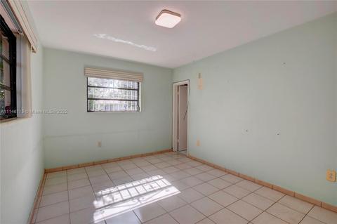 735 W 71st Pl, Hialeah, FL 33014 photo 28