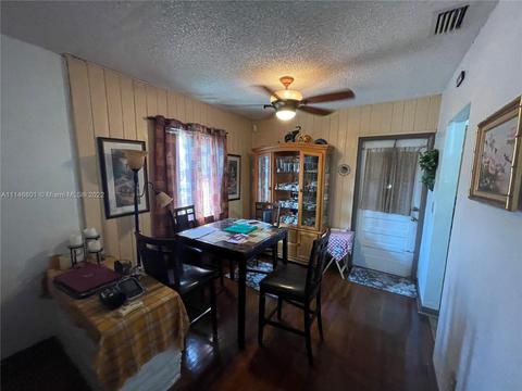 981 E 27th St, Hialeah, FL 33013 photo 11
