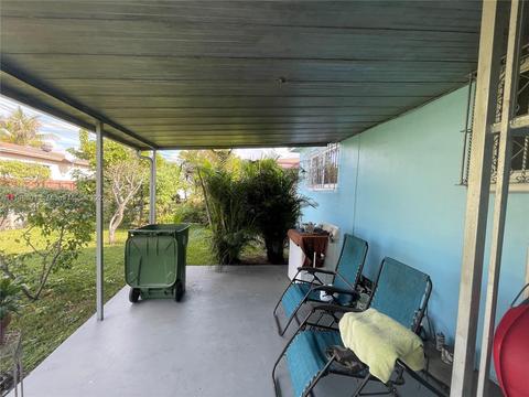981 E 27th St, Hialeah, FL 33013 photo 7